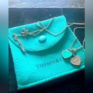 Return to Tiffany blue double heart necklace
